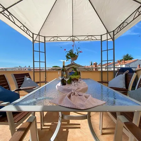 Sabina Новиград